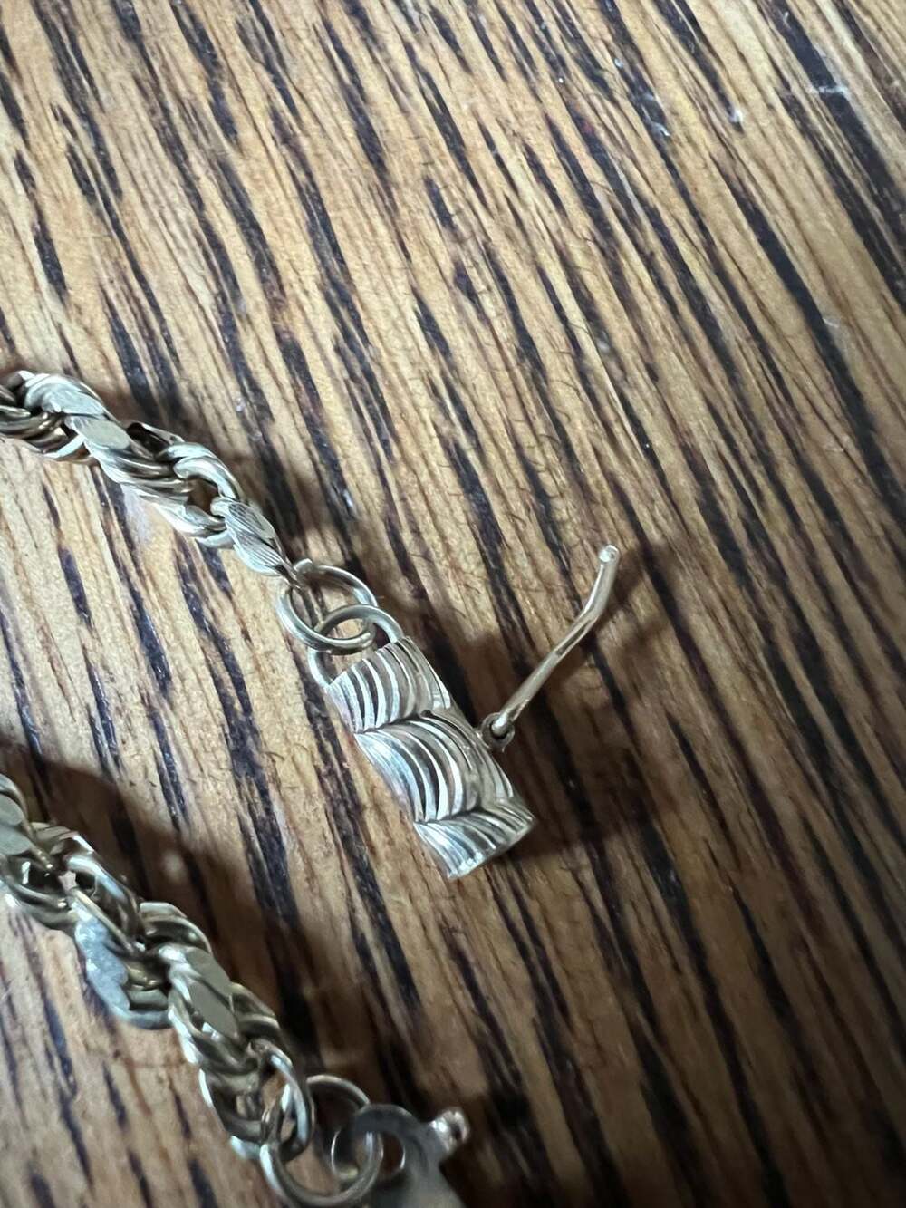 14K Gold Rope Chain Bracelet - Picture 3 of 5